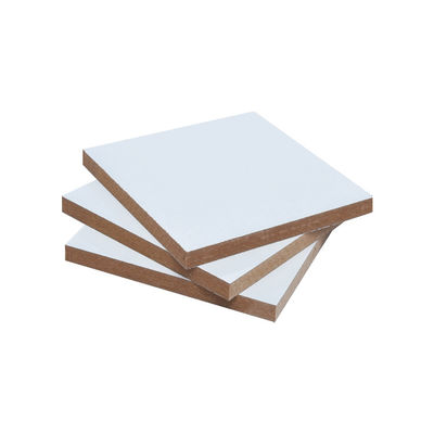 ホワイトラミネートメラミンの面 Mdf Hdfボード 1.5-25mm厚さの家具のために