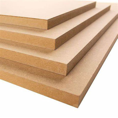 密度 680-830KG/M3 ハードボード 18mm 平らなMdf 原木ファイバーボード 1220*2440mm