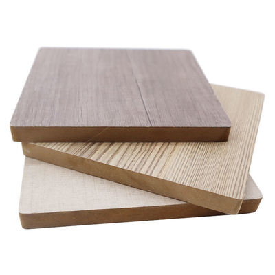ホワイト メラミン Mdf Hdfボード E0粘着剤と耐久性メラミンコーティングを備えた家具用