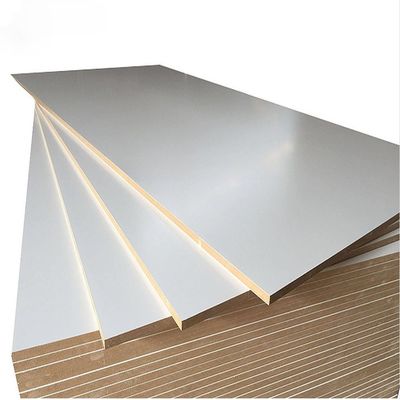 中密度繊維板 16mm 明るい白/木粒 メラミンのMdf 家具製造用